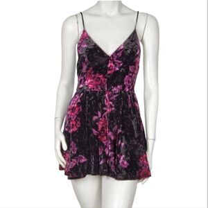 T•I•M•I•N•G Short Shorts Jumpsuit Velvet Floral Print